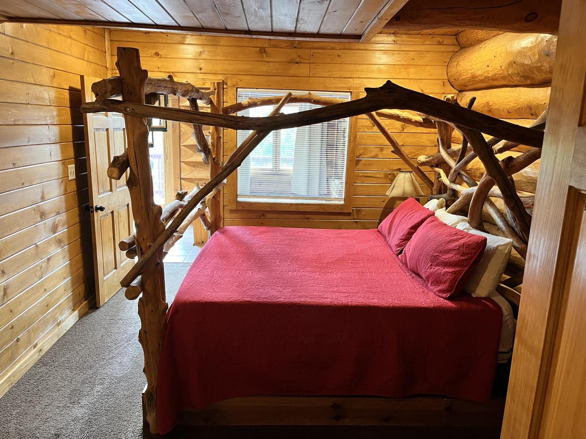 Infinite Views - Secluded With Mountain Views Cabin แกตลิงเบิร์ก ภายนอก รูปภาพ